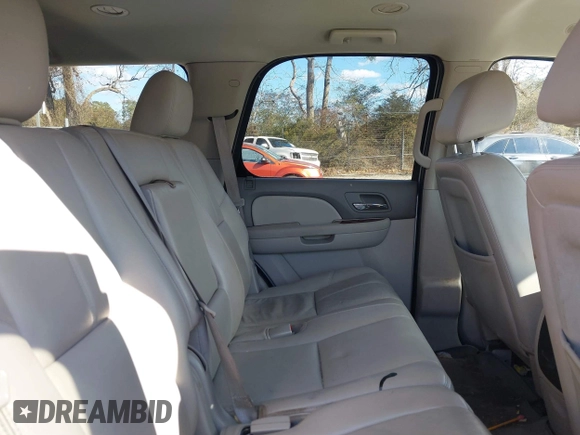 2012 GMC Yukon SLT with VIN 1GKS2CE02CR133683, listed as a IAAI auction lot 41375435 with 197,634 mi miles. Bid and sale history available at carsss.com. Image 8.