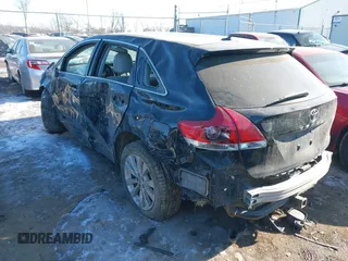 2013 Toyota Venza LE with VIN 4T3BA3BBXDU039511, listed as a IAAI auction lot 41325157 with Not Provided miles. Bid and sale history available at carsss.com. Image 3.