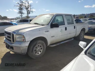 2005 Ford Super Duty F-250 XL with VIN 1FTSW20P65EB21500, listed as a Copart auction lot 76803904 with 427,117 mi miles and Clean Title. Bid and sale history available at carsss.com. Image 1.