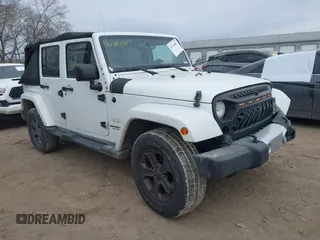 2014 Jeep Wrangler Unlimited Sahara with VIN 1C4BJWEGXEL326585, listed as a IAAI auction lot 41712047 with 155,973 mi miles. Bid and sale history available at carsss.com. Image 1.