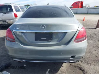 2020 Mercedes-Benz C 300 with VIN 55SWF8DB5LU329462, listed as a IAAI auction lot 41659042 with 186,594 mi miles and . Bid and sale history available at carsss.com. Image 17.