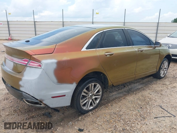 2014 Lincoln MKZ with VIN 3LN6L2GK5ER808304, listed as a IAAI auction lot 42452852 with 193,252 mi miles and . Bid and sale history available at DreamBid. Image 4.