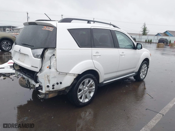 2011 Mitsubishi Outlander SE with VIN JA4AS3AW3BU019148, listed as a IAAI auction lot 41851004 with 88,989 mi miles. Bid and sale history available at carsss.com. Image 4.