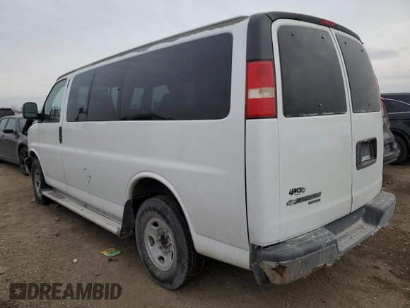 2009 Chevrolet Express Passenger with VIN 1GAHG35K291173593, listed as a Copart auction lot 43442085 with Not provided miles and Salvage title. Bid and sale history available at DreamBid. Image 2.