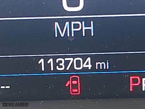 2019 Chevrolet Equinox LT with VIN 2GNAXKEV6K6267029, listed as a IAAI auction lot 41796827 with 113,704 mi miles. Bid and sale history available at carsss.com. Image 15.