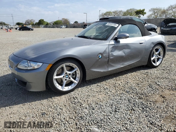 2008 BMW Z4 3.0si with VIN 4USBU53568LX85629, listed as a Copart auction lot 50333705 with 3,895 mi miles and Salvage title. Bid and sale history available at DreamBid. Image 1.