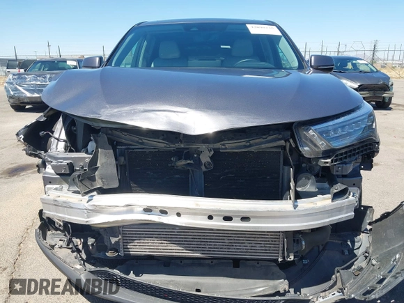 2019 Acura RDX w/Technology Pkg with VIN 5J8TC2H5XKL005340, listed as a IAAI auction lot 42098235 with 61,656 mi miles. Bid and sale history available at carsss.com. Image 12.