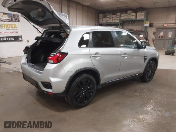 2021 Mitsubishi Outlander ES z VIN JA4APUAU0MU030598, wystawiony jako IAAI lot #40512460 z przebiegiem 52 666 mil mil oraz . Historia ofert i sprzedaży dostępna na DreamBid. Obrazek 4.