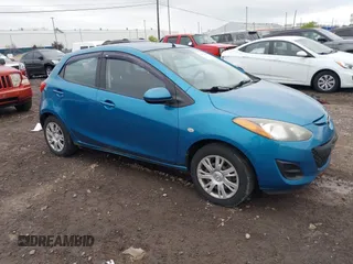 2012 Mazda 2 Sport z VIN JM1DE1KY7C0141308, wystawiony jako IAAI lot #42362946 z przebiegiem 125 424 mil mil oraz . Historia ofert i sprzedaży dostępna na DreamBid. Obrazek 1.