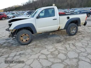 2013 Toyota Tacoma z VIN 5TFPX4EN3DX015708, wystawiony jako Copart lot #82226244 z przebiegiem Nie podano mil oraz Szkoda całkowita • Salvage title. Historia ofert i sprzedaży dostępna na DreamBid. Obrazek 1.