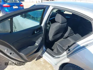 2019 Nissan Maxima SV with VIN 1N4AA6AV0KC371696, listed as a IAAI auction lot 41240863 with 143,348 mi miles and . Bid and sale history available at DreamBid. Image 8.
