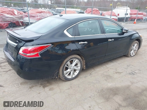 2015 Nissan Altima S with VIN 1N4AL3AP1FN870351, listed as a IAAI auction lot 42032499 with 131,587 mi miles and . Bid and sale history available at DreamBid. Image 4.