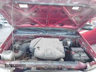 2008 Toyota Tacoma PreRunner with VIN 3TMJU62N28M068362, listed as a IAAI auction lot 41670383 with 253,959 mi miles and . Bid and sale history available at DreamBid. Image 10.