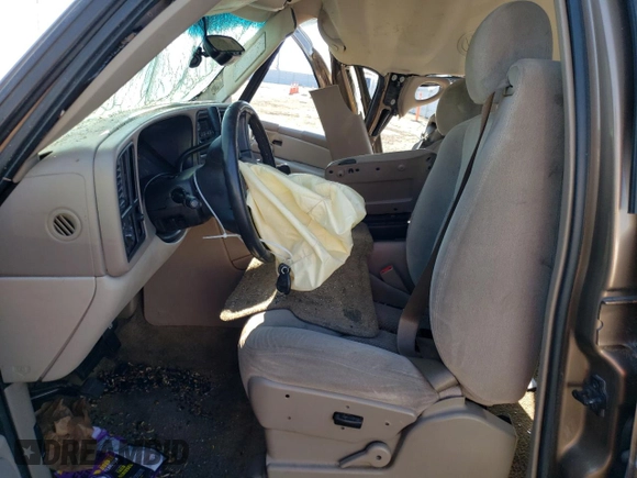 2003 Chevrolet Tahoe LS with VIN 1GNEC13V53R125058, listed as a Copart auction lot 65245434 with 220,476 mi miles and Salvage Title. Bid and sale history available at carsss.com. Image 7.