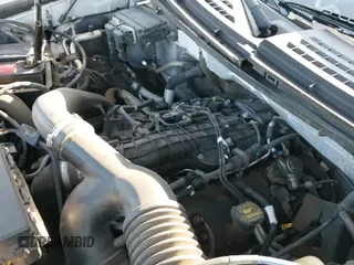 2011 Ford F-150 XLT z VIN 1FTFW1ET2BFC49580, wystawiony jako IAAI lot #42551019 z przebiegiem 150 091 mil mil oraz . Historia ofert i sprzedaży dostępna na DreamBid. Obrazek 18.