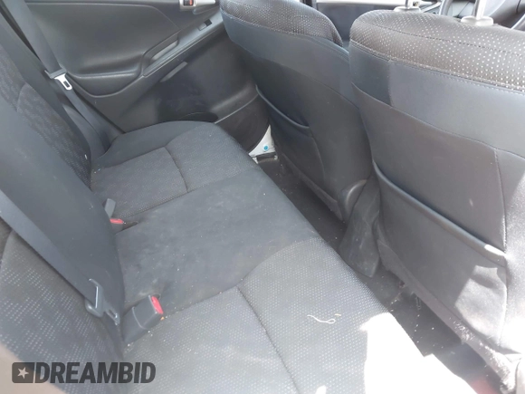2010 Pontiac Vibe 1SB with VIN 5Y2SL6E04AZ404492, listed as a IAAI auction lot 42496299 with 162,858 mi miles and . Bid and sale history available at DreamBid. Image 8.