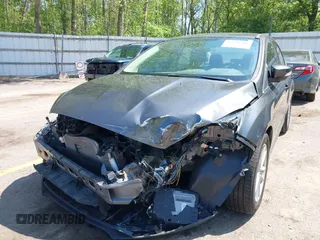 2017 Ford Focus SE с VIN 1FADP3FE2HL244170, выставлен на аукционе IAAI как лот 42281389 с пробегом 45 402 миль миль и . История ставок и продаж доступна на DreamBid. Изображение 18.