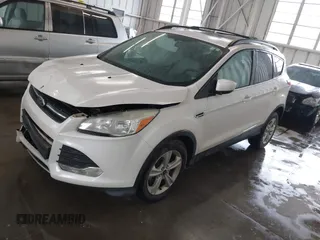 2014 Ford Escape SE with VIN 1FMCU0GX7EUB33872, listed as a IAAI auction lot 41953027 with 239,403 mi miles. Bid and sale history available at carsss.com. Image 17.