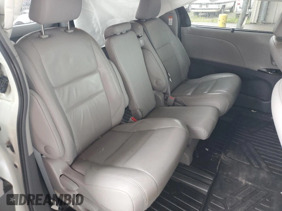 2016 Toyota Sienna XLE with VIN 5TDYK3DC8GS729616, listed as a Copart auction lot 59748995 with 144,469 mi miles and Salvage title. Bid and sale history available at DreamBid. Image 11.