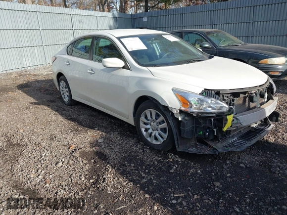 2015 Nissan Altima SL with VIN 1N4AL3AP5FN344336, listed as a IAAI auction lot 41467677 with 89,403 mi miles and . Bid and sale history available at carsss.com. Image 1.