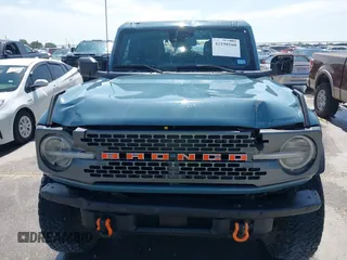 2022 Ford Bronco with VIN 1FMEE5DP5NLA90680, listed as a IAAI auction lot 42198160 with 37,129 mi miles and . Bid and sale history available at DreamBid. Image 6.
