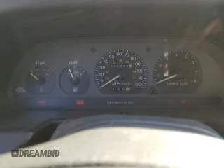 1995 Ford Escort z VIN 3FASP11J4SR216881, wystawiony jako Copart lot #82966474 z przebiegiem 172 397 mil mil oraz Szkoda całkowita • Salvage title. Historia ofert i sprzedaży dostępna na DreamBid. Obrazek 9.