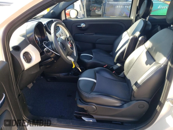 2018 FIAT 500e z VIN 3C3CFFGE3JT465087, wystawiony jako Copart lot #75343744 z przebiegiem 22 850 mil mil oraz Szkoda całkowita • Salvage title. Historia ofert i sprzedaży dostępna na DreamBid. Obrazek 7.