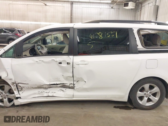 2011 Toyota Sienna LE AAS with VIN 5TDKK3DC6BS144970, listed as a IAAI auction lot 41881551 with 168,148 mi miles. Bid and sale history available at carsss.com. Image 15.