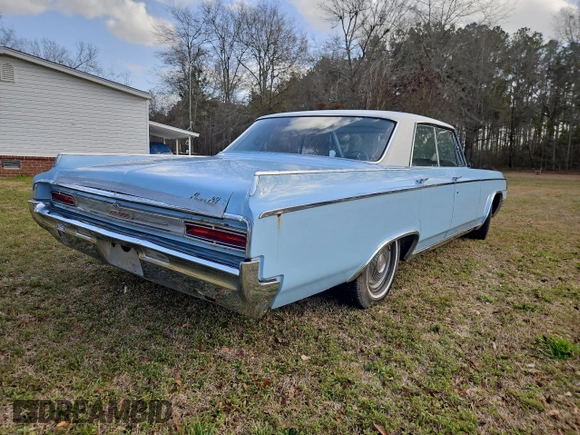 1964 Oldsmobile 88 z VIN 854M274413, wystawiony jako Copart lot #48237445 z przebiegiem 45 480 mil mil oraz Tytuł czysty. Historia ofert i sprzedaży dostępna na DreamBid. Obrazek 4.