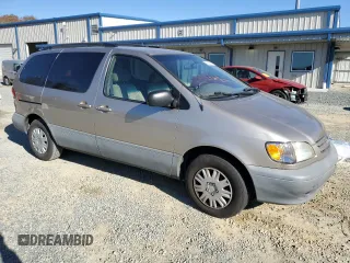 2003 Toyota Sienna LE with VIN 4T3ZF13C73U525624, listed as a Copart auction lot 83920914 with 296,155 mi miles and Clean Title. Bid and sale history available at carsss.com. Image 4.
