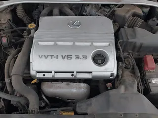 2005 Lexus ES 330 with VIN JTHBA30G055134407, listed as a IAAI auction lot 41777575 with 104,468 mi miles. Bid and sale history available at carsss.com. Image 10.