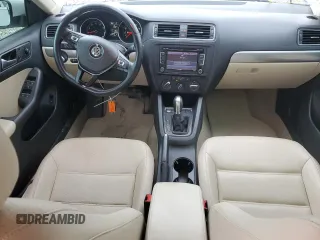 2015 Volkswagen Jetta SE с VIN 3VWD17AJ7FM283448, выставлен на аукционе Copart как лот 60910955 с пробегом 76 808 миль миль и Списание • Salvage title. История ставок и продаж доступна на DreamBid. Изображение 8.