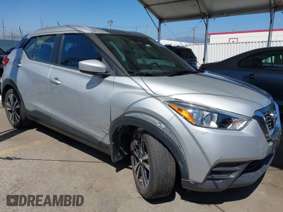2020 Nissan Kicks SV z VIN 3N1CP5CV2LL538187, wystawiony jako IAAI lot #42225191 z przebiegiem 41 901 mil mil oraz . Historia ofert i sprzedaży dostępna na DreamBid. Obrazek 1.