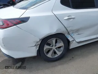 2016 Kia Optima z VIN KNAGM4ADXG5095799, wystawiony jako IAAI lot #42107487 z przebiegiem 112 831 mil mil oraz . Historia ofert i sprzedaży dostępna na DreamBid. Obrazek 6.
