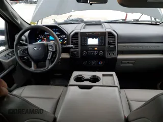 2020 Ford F-350 XL with VIN 1FT8W3DT2LEE18624, listed as a Copart auction lot 43855635 with 269,474 mi miles and Clean title. Bid and sale history available at DreamBid. Image 8.