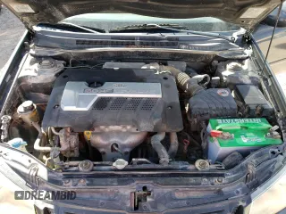 2004 Kia Spectra LX z VIN KNAFE122145052033, wystawiony jako Copart lot #47457493 z przebiegiem 148 663 mil mil oraz Czysty tytuł • Clean title. Historia ofert i sprzedaży dostępna na DreamBid. Obrazek 7.