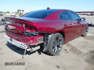 2018 Dodge Charger Daytona z VIN 2C3CDXCT3JH113264, wystawiony jako IAAI lot #42053024 z przebiegiem 137 670 mil mil oraz . Historia ofert i sprzedaży dostępna na DreamBid. Obrazek 4.