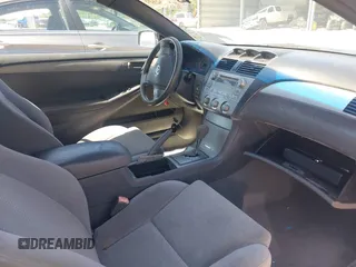 2007 Toyota Solara SE z VIN 4T1FA38P57U121860, wystawiony jako IAAI lot #42243853 z przebiegiem 128 252 mil mil oraz . Historia ofert i sprzedaży dostępna na DreamBid. Obrazek 5.