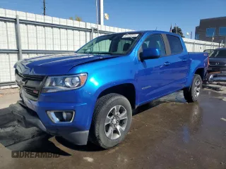 2020 Chevrolet Colorado 4WD Z71 z VIN 1GCGTDEN5L1104824, wystawiony jako Copart lot #55125315 z przebiegiem 96 805 mil mil oraz Szkoda całkowita • Salvage title. Historia ofert i sprzedaży dostępna na DreamBid. Obrazek 1.