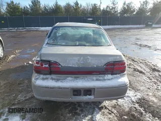 1998 Oldsmobile Cutlass GL z VIN 1G3NB52M9W6300607, wystawiony jako IAAI lot #41575122 z przebiegiem Nie podano mil oraz . Historia ofert i sprzedaży dostępna na DreamBid. Obrazek 16.