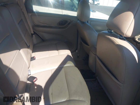 2005 Ford Escape Limited with VIN 1FMYU04135KA96157, listed as a IAAI auction lot 42339869 with 202,712 mi miles and . Bid and sale history available at DreamBid. Image 8.