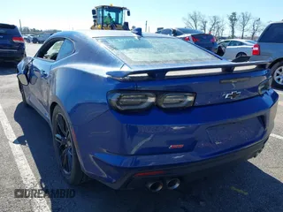 2019 Chevrolet Camaro 2SS with VIN 1G1FH1R75K0119814, listed as a IAAI auction lot 41850434 with 49,567 mi miles and . Bid and sale history available at carsss.com. Image 3.