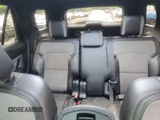 2017 Ford Explorer XLT z VIN 1FM5K8D85HGC44398, wystawiony jako Copart lot #62710735 z przebiegiem 66 978 mil mil oraz Szkoda całkowita • Salvage title. Historia ofert i sprzedaży dostępna na DreamBid. Obrazek 10.