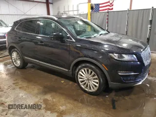 2019 Lincoln MKC Standard with VIN 5LMCJ1D96KUL47622, listed as a Copart auction lot 88429405 with 103,810 mi miles and Salvage Title. Bid and sale history available at carsss.com. Image 4.