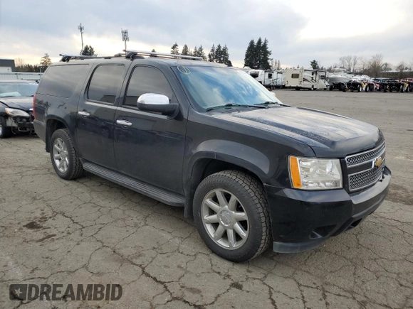 2008 Chevrolet Suburban LT w/3LT with VIN 1GNFK16318J239338, listed as a Copart auction lot 42444485 with 222,230 mi miles and Salvage Title. Bid and sale history available at carsss.com. Image 4.