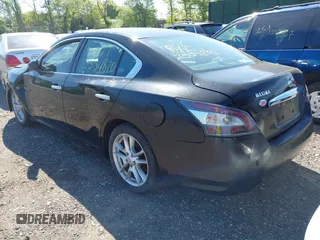 2014 Nissan Maxima S z VIN 1N4AA5AP9EC466659, wystawiony jako IAAI lot #42250666 z przebiegiem Nie podano mil oraz . Historia ofert i sprzedaży dostępna na DreamBid. Obrazek 3.