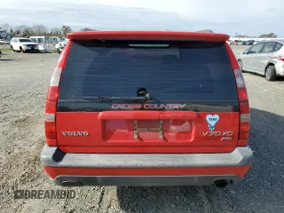 1998 Volvo V70 XC with VIN YV1LZ5649W2520599, listed as a Copart auction lot 45717415 with 216,118 mi miles and Salvage Title. Bid and sale history available at carsss.com. Image 6.