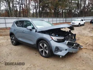 2023 Volvo XC40 Plus Bright Theme with VIN YV4L12UN4P2078384, listed as a Copart auction lot 84097054 with 13,602 mi miles and Salvage Title. Bid and sale history available at DreamBid. Image 11.