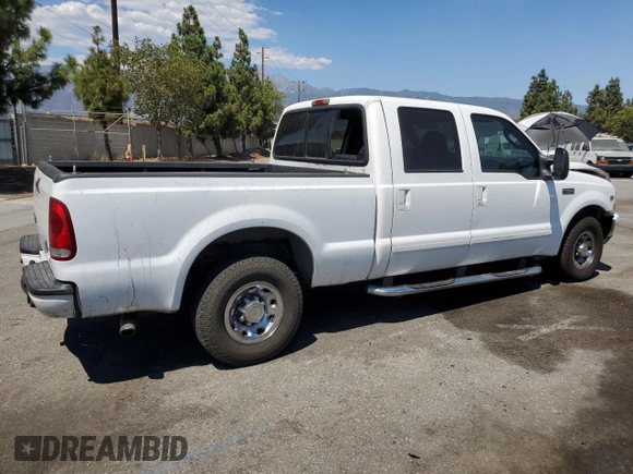 2003 Ford Super Duty F-250 XL with VIN 1FTNW20S43EA50117, listed as a Copart auction lot 70412844 with 224,403 mi miles and Salvage Title. Bid and sale history available at carsss.com. Image 3.