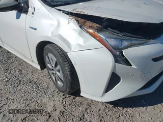 2018 Toyota Prius Two with VIN JTDKARFU2J3054890, listed as a IAAI auction lot 41639655 with 144,967 mi miles. Bid and sale history available at carsss.com. Image 15.